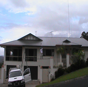 roof painters cairns